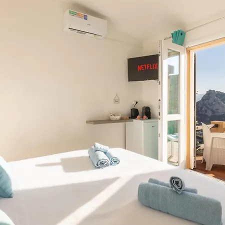 Esmeralda - Free Wifi - With Swimming Pool