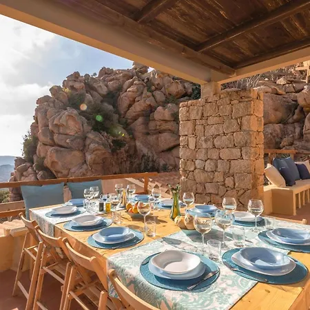 Esmeralda - Free Wifi - With Swimming Pool Villa