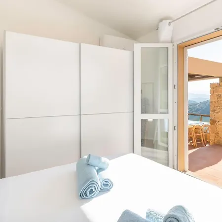 Esmeralda - Free Wifi - With Swimming Pool Villa *